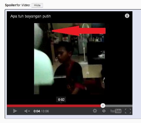 Penampakan Bayangan Putih Saat Magrib