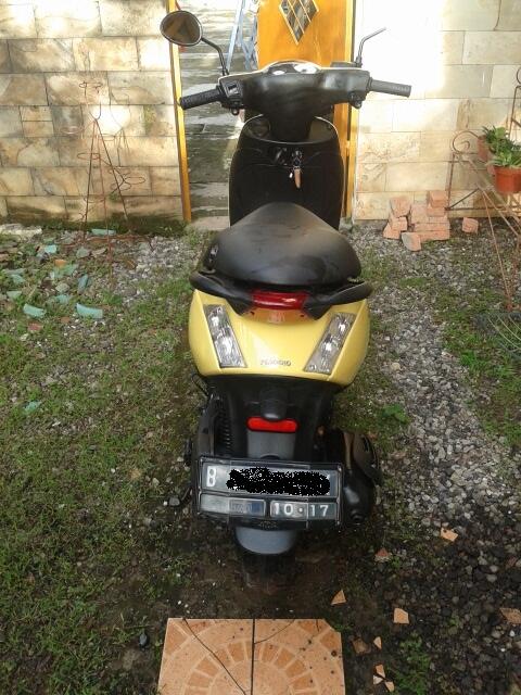 Piaggio Zip100 Yellow Terawat Km Rendah, Surat Lengkap