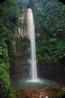 10 air terjun terdekat dari Jakarta