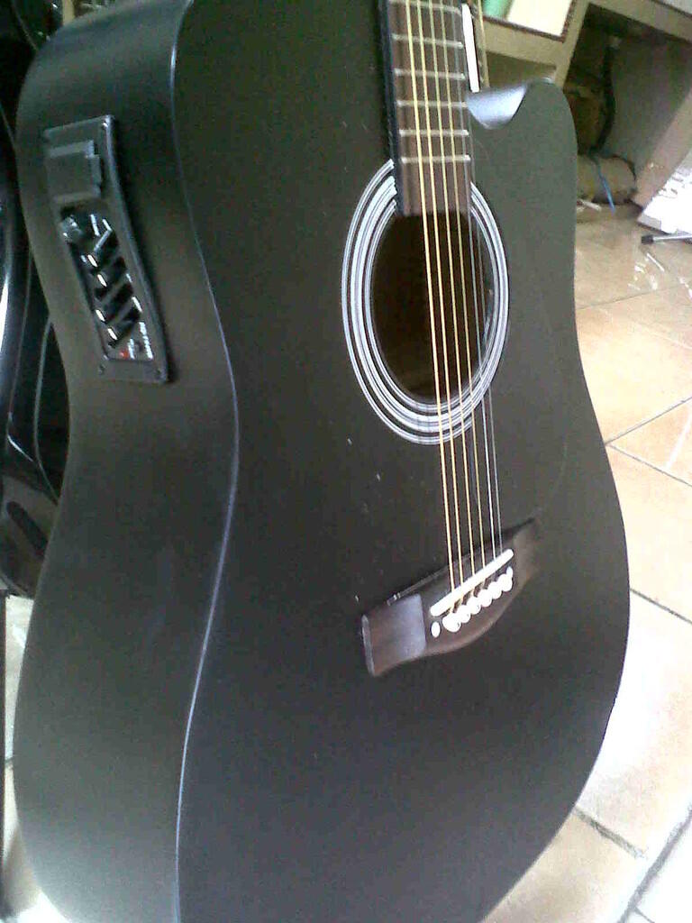 Cari GITAR AKUSTIK ELEKTRIK MURAH YAMAHA F310 / F350 BLACK 