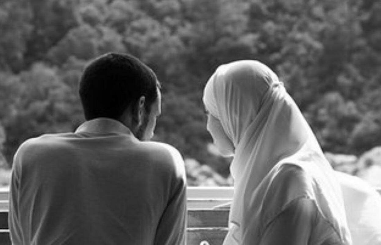 Beginilah kebanyakan cewek di hadapan cowok