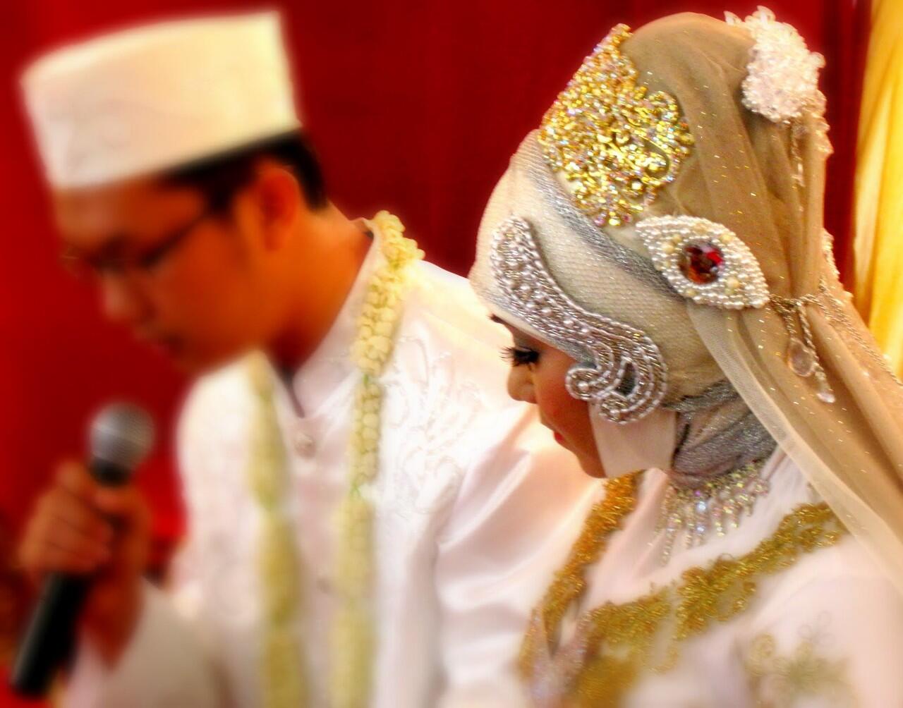 Beginilah kebanyakan cewek di hadapan cowok