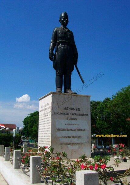 5 Monumen Keren di Surabaya Tapi Luput dari Wisatawan