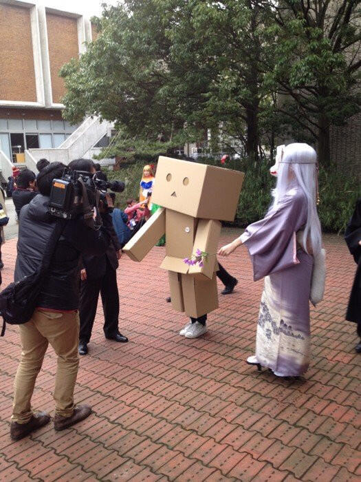 Keren, acara wisuda ini mirip pesta cosplay!