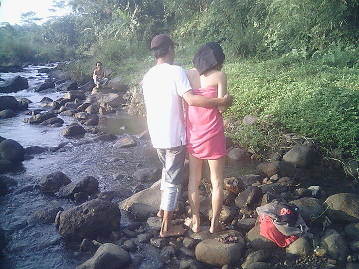 TEMEN ANE NOLONGIN BIDADARI YG BARU SLESAI MANDI 