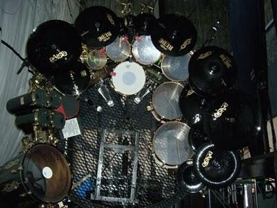 15 Drum Set-nya Para Drummer Dunia 