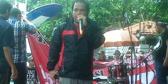 MKRI Menunggu Ratna Sarumpaet Untuk Aksi di depan YLBHI