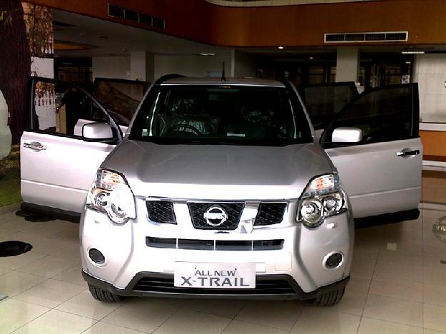 CASH DAN KREDIT NISSAN X-TRAIL KLATEN