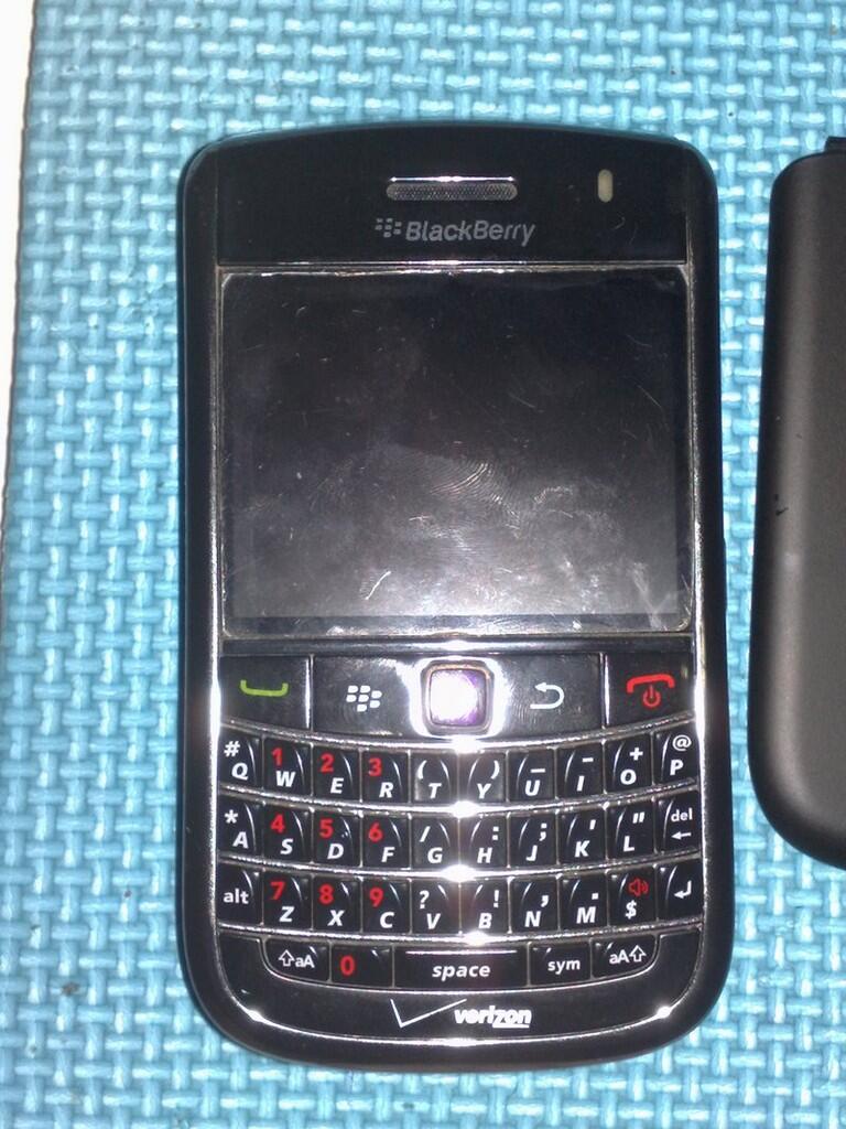 Bb/blackberry 9650 essex jogja/yogyakarta