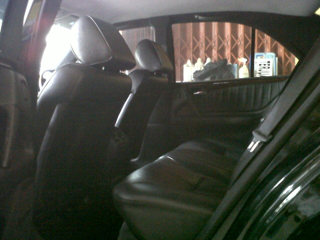 MERC BENZ E 230 CLASSIC AT 1996 HITAM METALIK