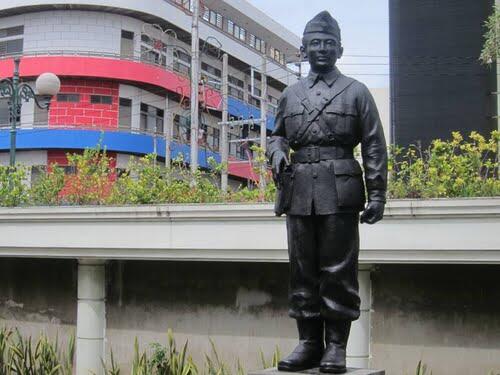 Monumen dan Patung-patung Pahlawan Indonesia 