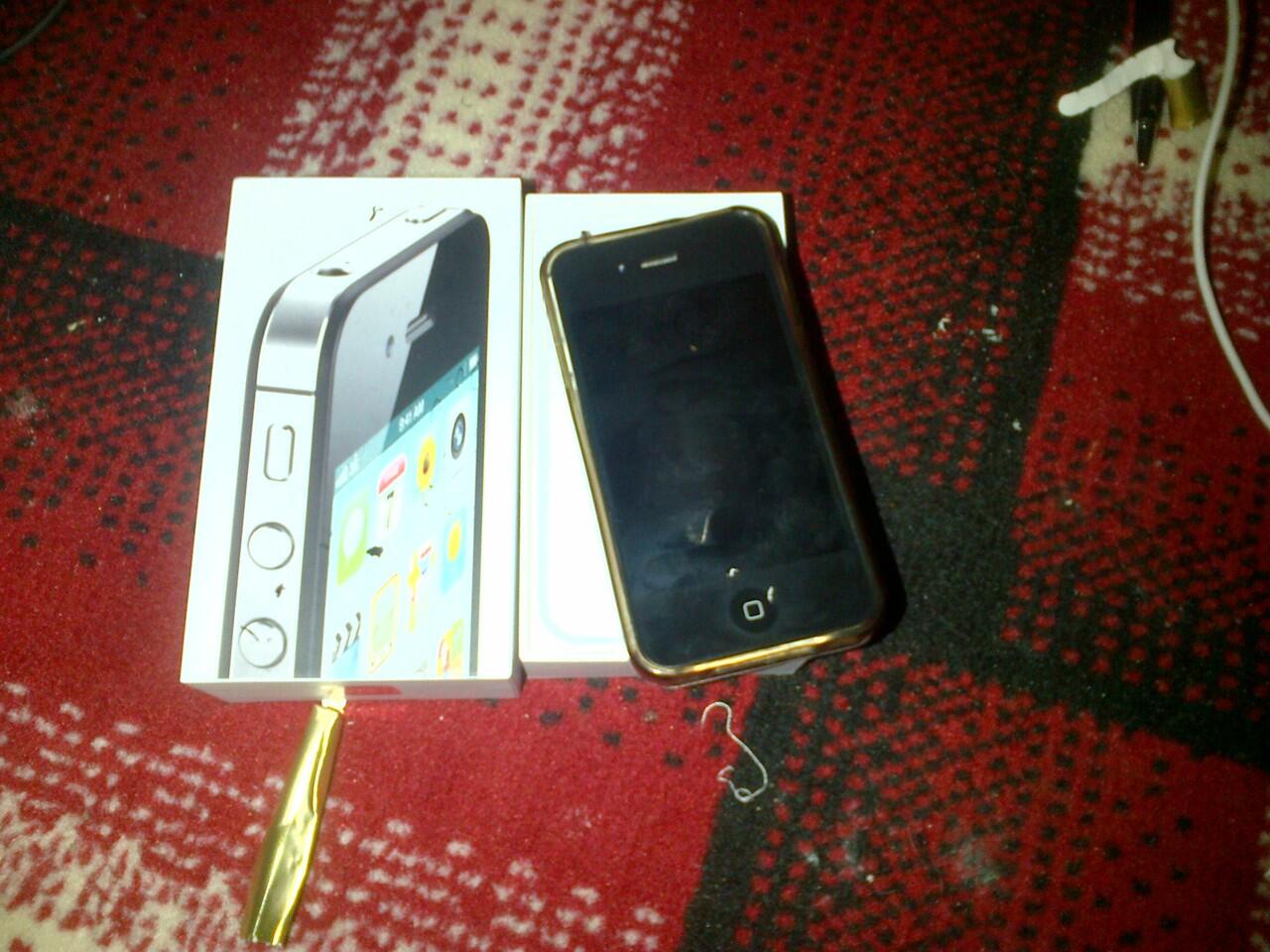 iphone 4s black