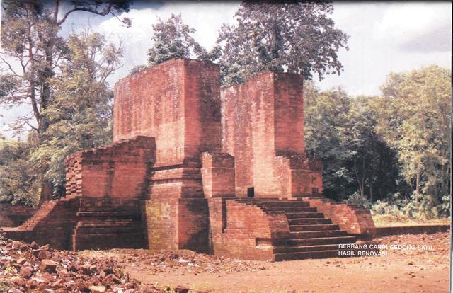 Candi Tidak hanya di Jawa/Bali. Sumatera juga ada. masupp gan nambah ilmu.
