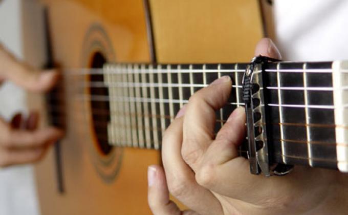 Bermain Musik Bisa Meredam Rasa Sakit
