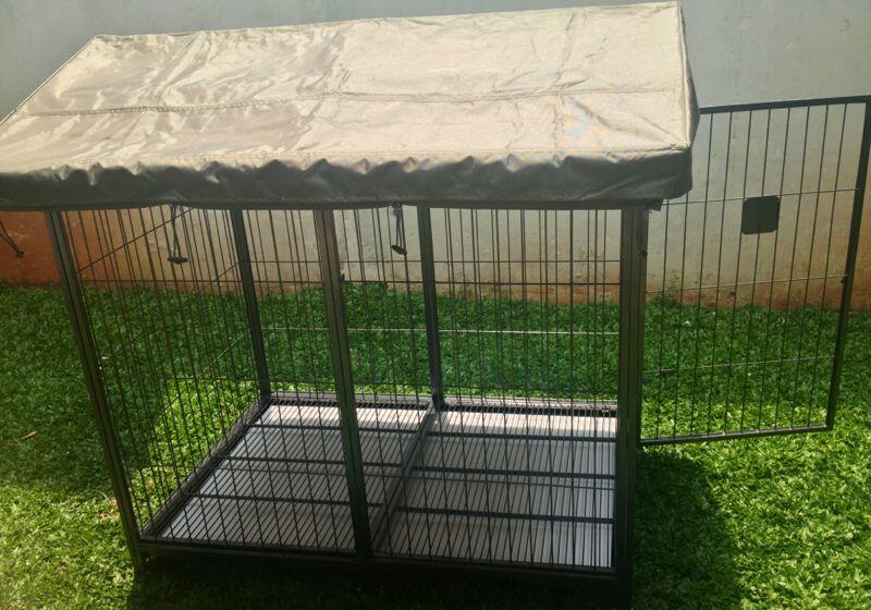 WTS PET HOUSE / DOG CAGE (KANDANG ANJING) knockdown dengan atap.