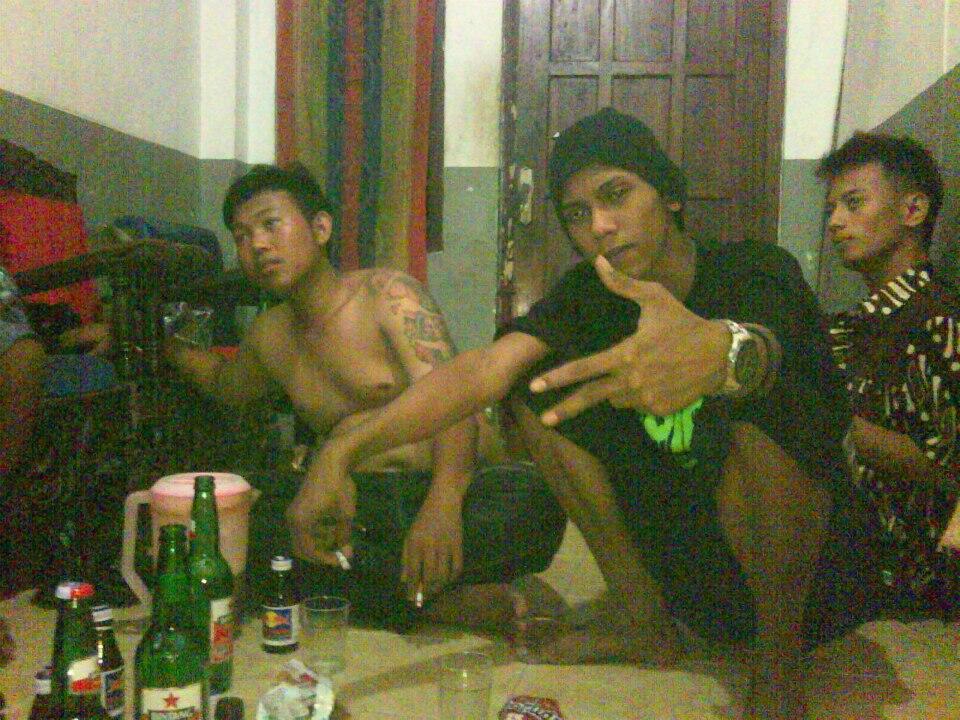 yak ampun kelakuan muda mudi ane pas dirumah ane