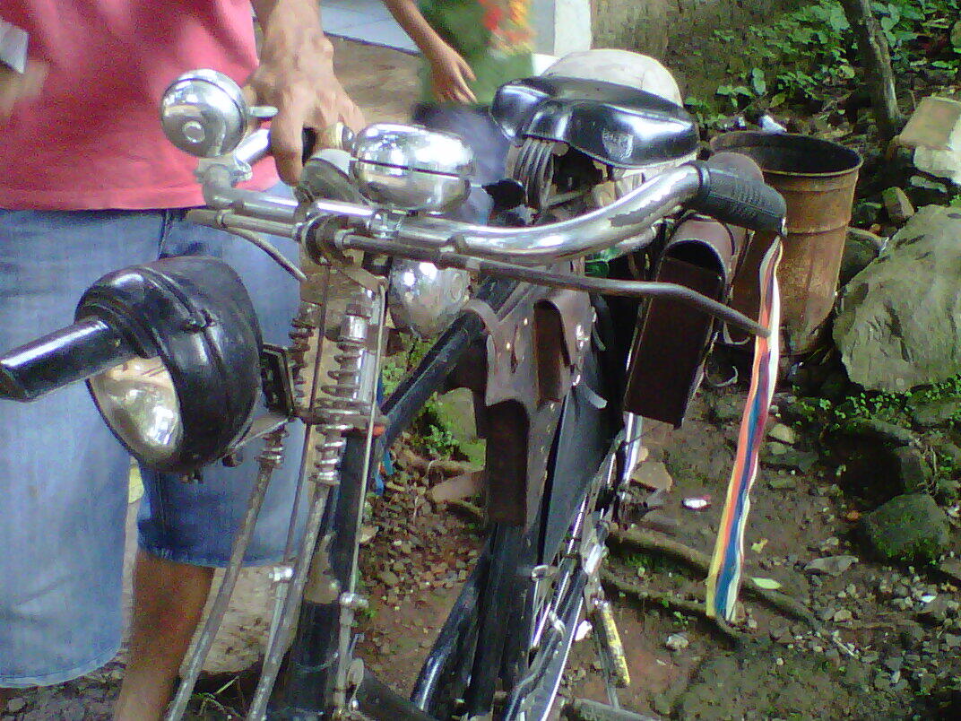Sepeda Onthell Full Accessories Merk Raleigh