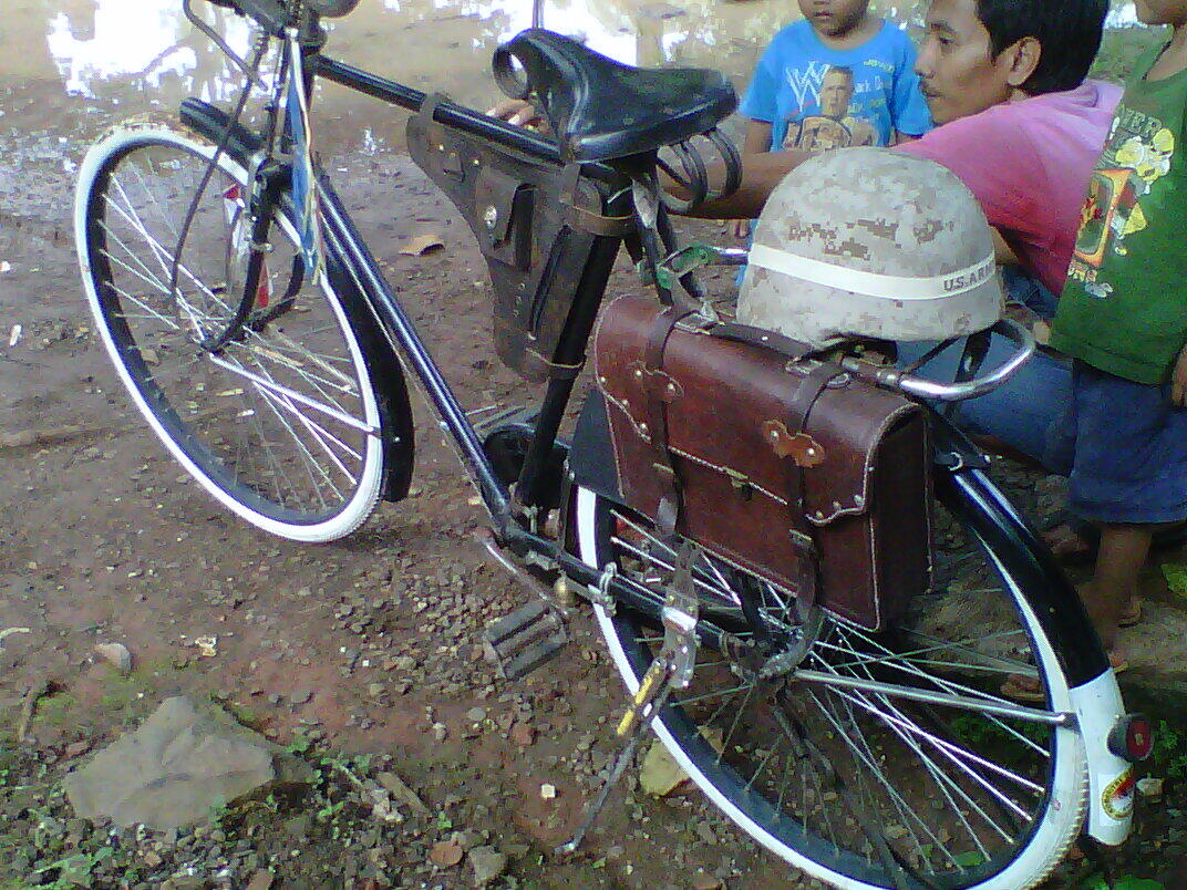 Sepeda Onthell Full Accessories Merk Raleigh