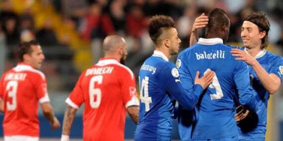 Belanda dan Italia Menang Mudah