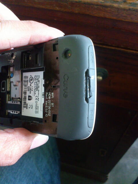 BANDUNG - BLACKBERRY 8520 GEMINI - MURAH,CUMA 750RB MASIH SEGEL TAM - BANDUNG
