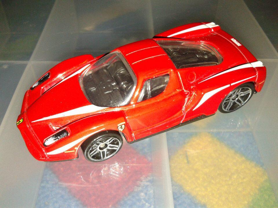 Terjual REPOST => Paket Hot Wheels & Matchbox Exotic 