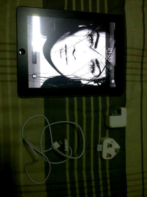 IPAD 2 16GB 3G WIFI BLACK MULUSSSS!!