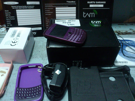 Dijual BB Gemini GSM masih Garansi TAM