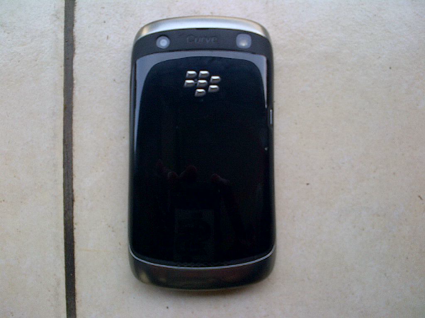 blackberry(bb) apollo 9360