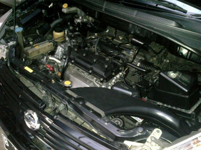 JUAL MOBIL SERENA BLACK 2007