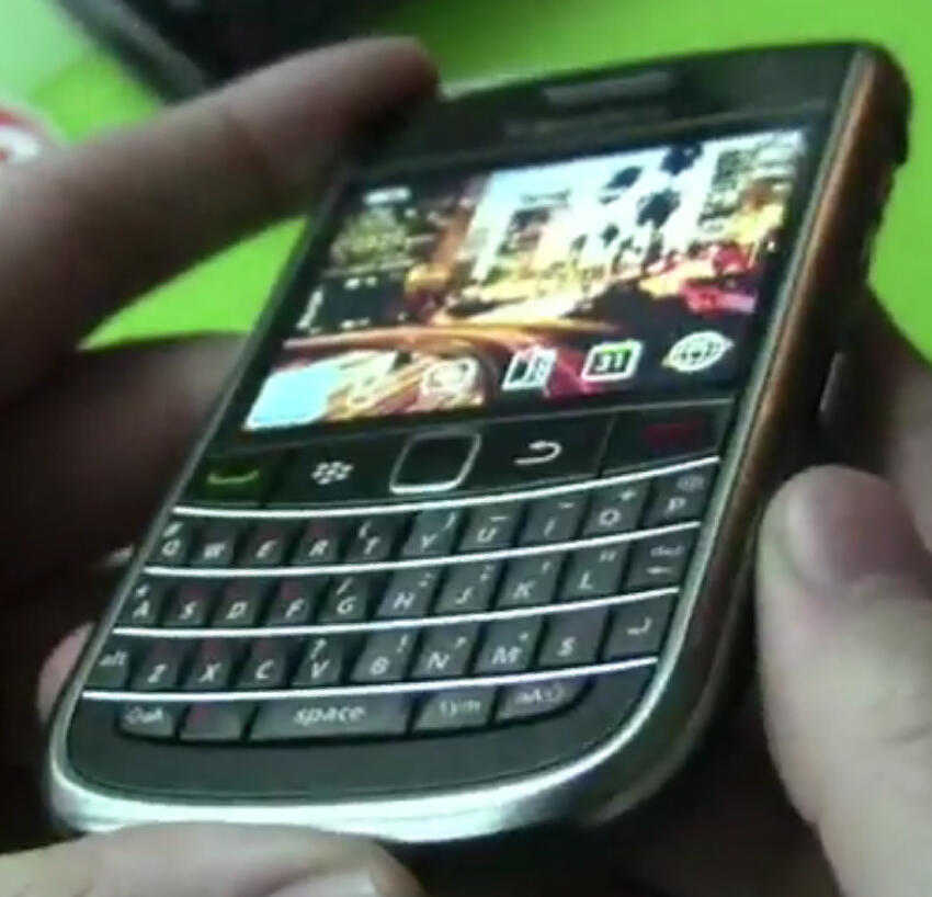Jual Blackberry Essex 9650 Tour2 GRATIS GALAXY WONDER No HOAX!! COD JOGJA!