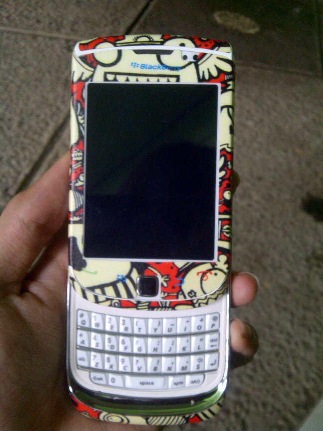 blackberry torch 9800 putih garansi berrindo 20 bulan