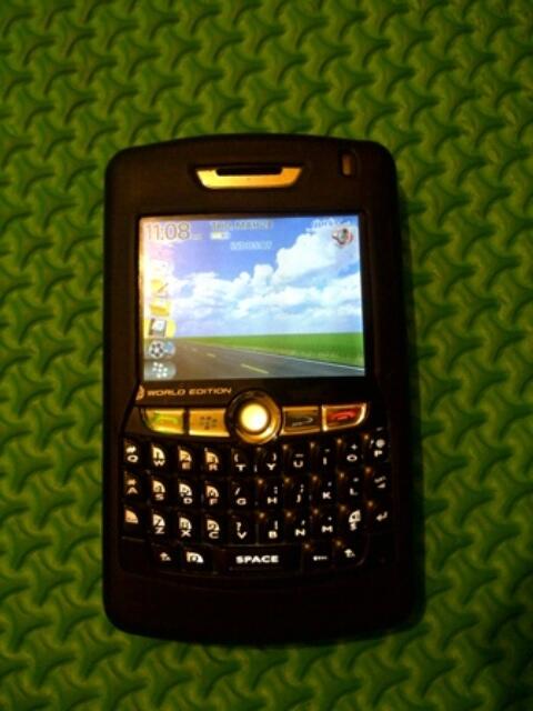 Blackberry Huron 8830 + jellycase ( jarang ada loh jellycase huron )