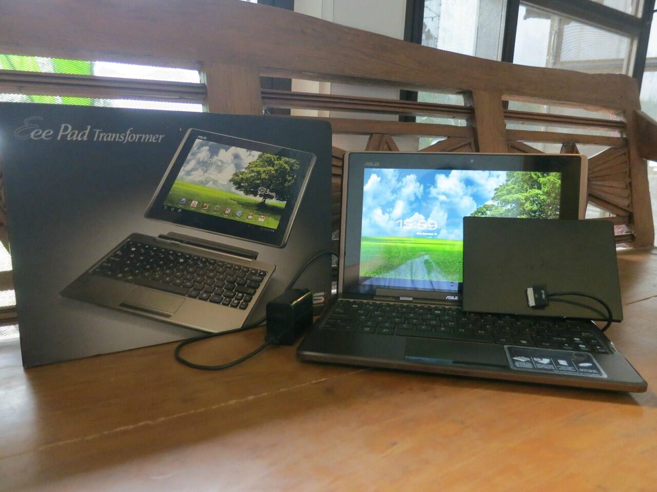 ASUS TRANSFORMER TF101 FULLSET ... TAWAR SESUKAMU GAN