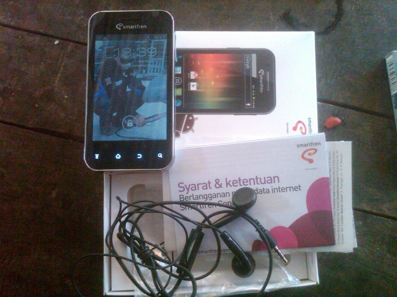 SMARTFREN ANDROMAX BARU 2 MINGGU .... MURAH...BU,.,,!!
