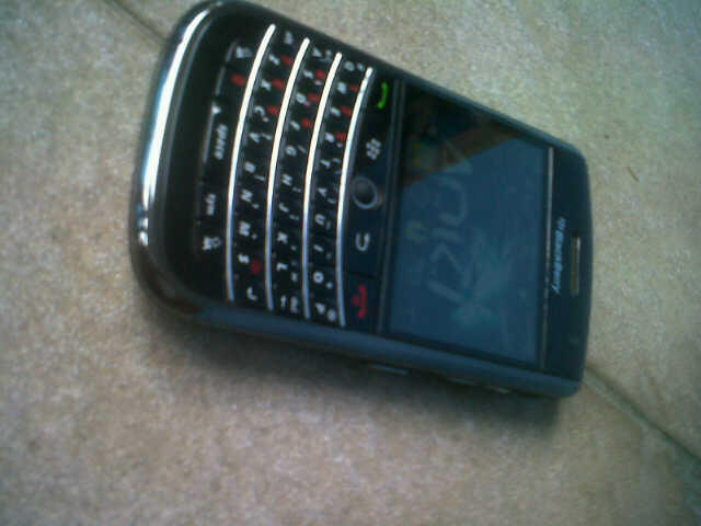 blackberry tour 1 aka 9630