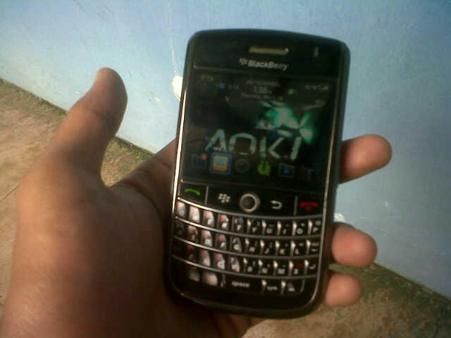 blackberry tour 1 aka 9630