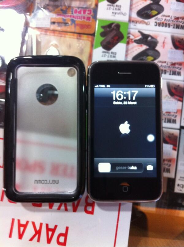WTS iphone 3Gs 8G fullset / TT iphone 4