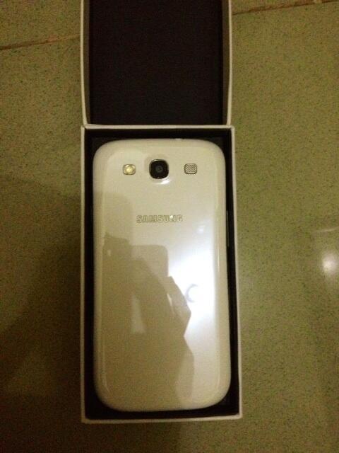 SAMSUNG GALAXY SIII