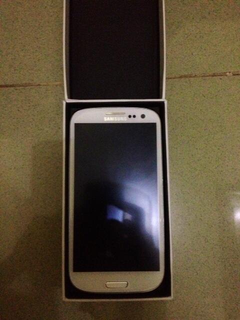 SAMSUNG GALAXY SIII