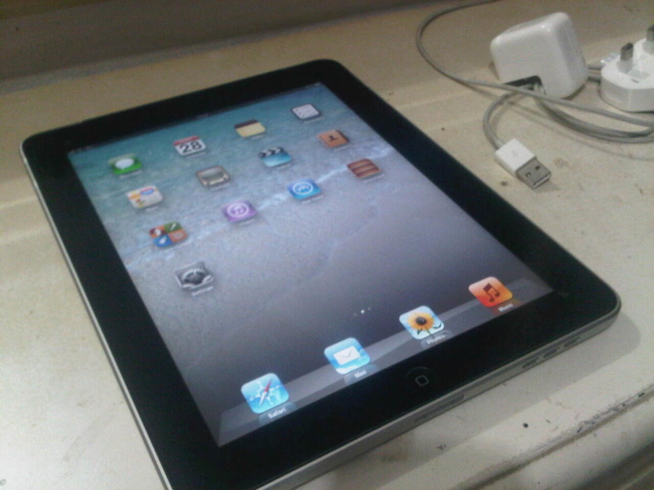 IPad 1 64G 3G WiFi Bandung