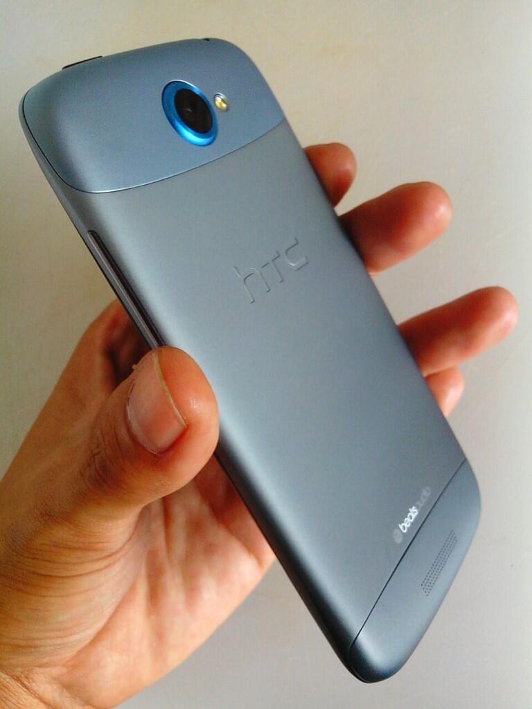 HTC ONE S istimewa mulus 100% paling murah