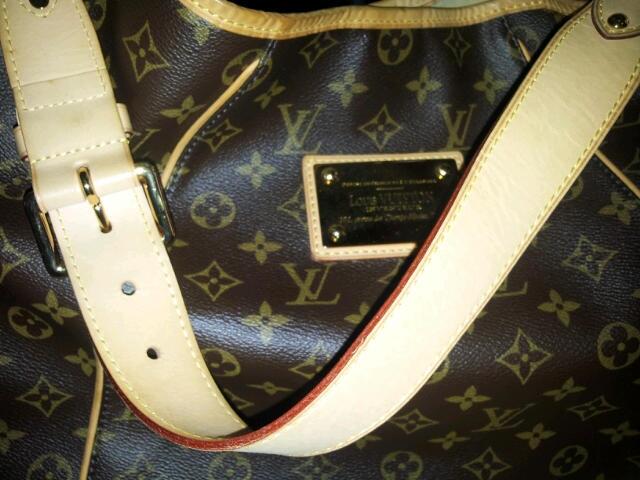 Terjual JUAL : 2nd Authentic Louis Vuitton Galliera | KASKUS
