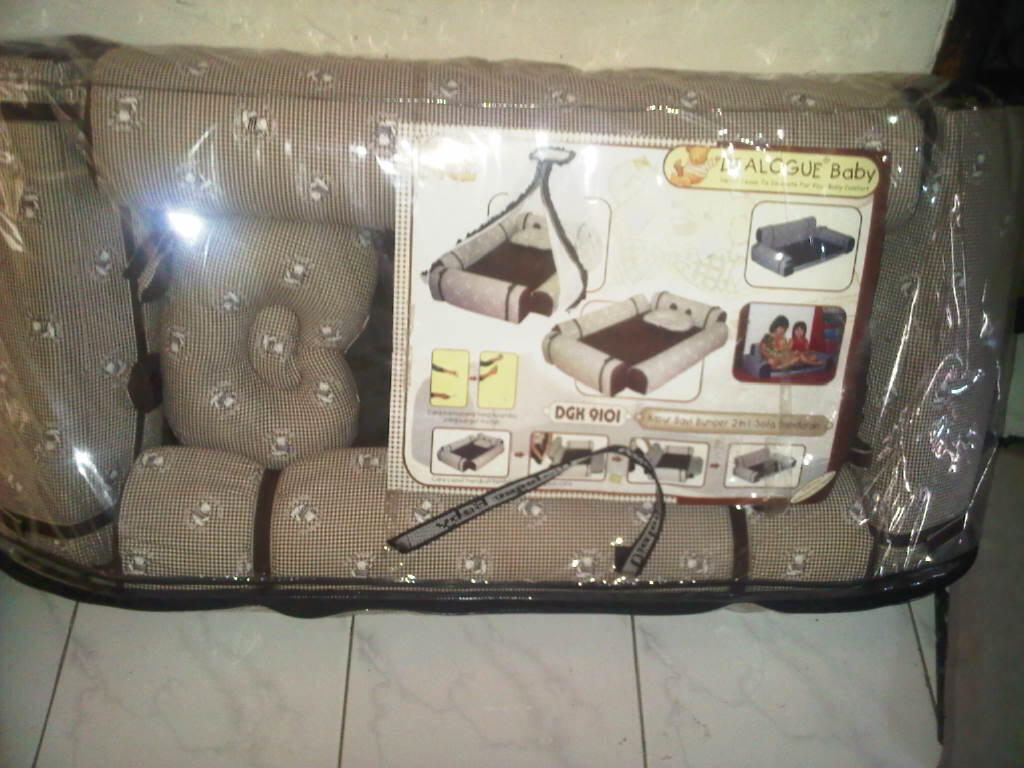 kasur bayi 2 in 1 sofa Dialogue baby