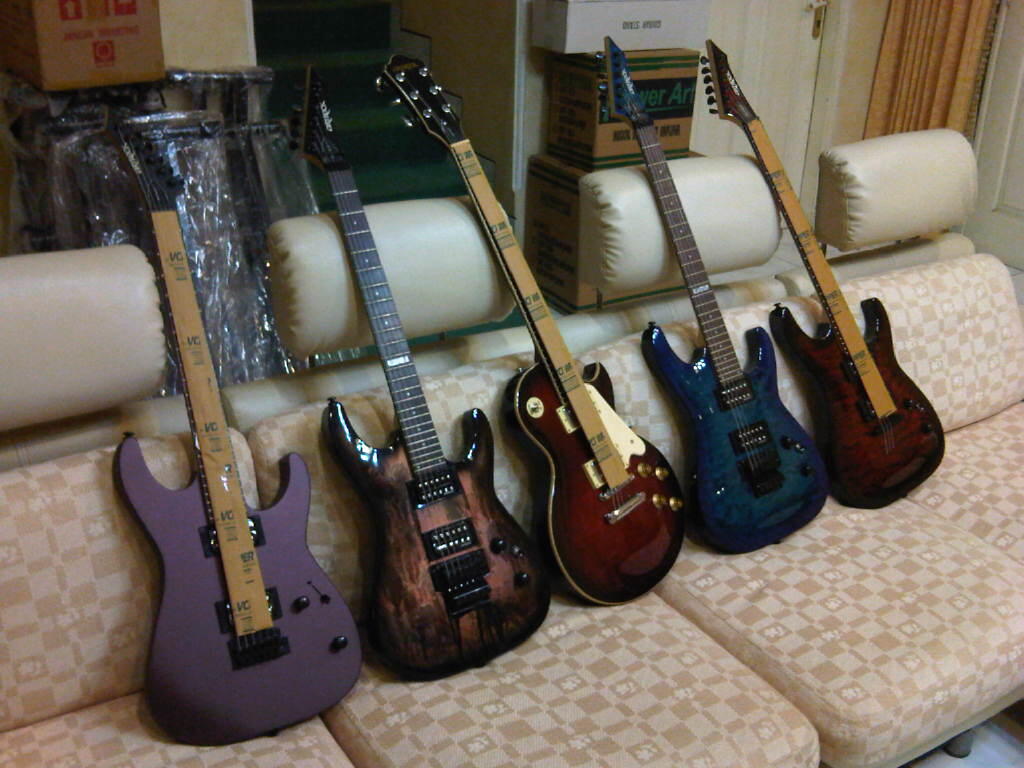 Special price offer 6 pieces artrock guitars ready stock special color!!