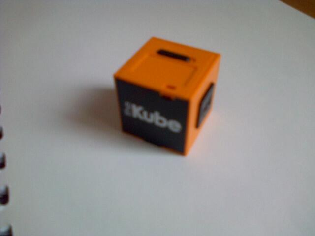 Obral Cubus (the kube) mp3 Player (New) + Charger + 0Gb/4Gb/8Gb = 135rb/180rb/200rb