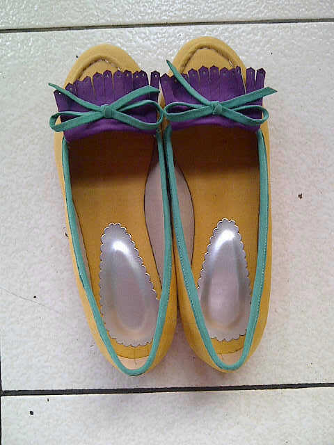 DICARI : Reseller Flatshoes Heels Wedges trima order 1an BRAND N DESAIN SENDIRI !