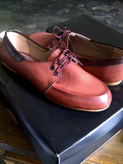 DICARI : Reseller Flatshoes Heels Wedges trima order 1an BRAND N DESAIN SENDIRI !