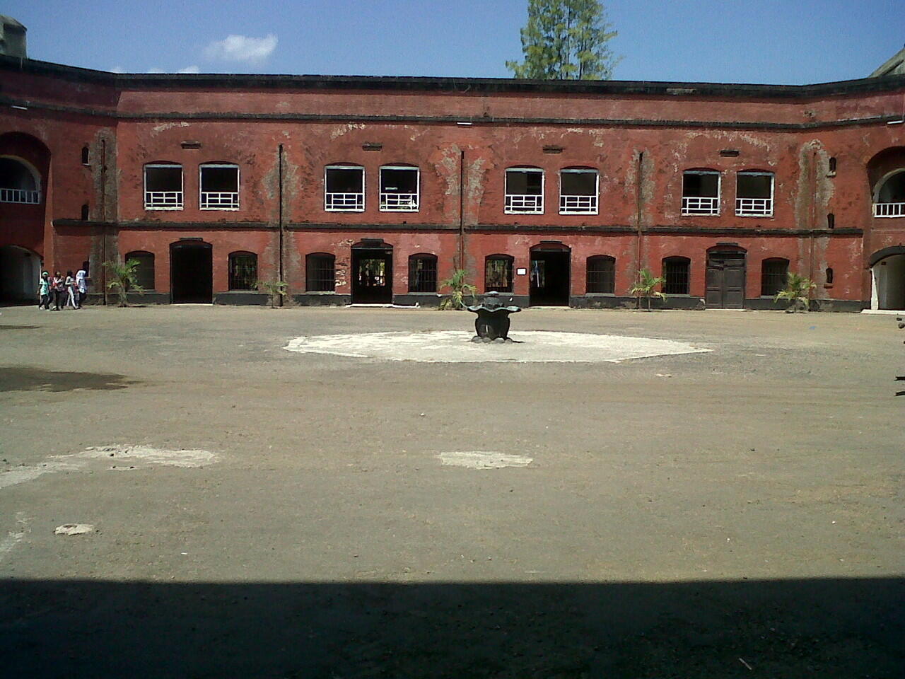 Sejarah benteng merah Belanda (Benteng Van Der Wijck Gombong)