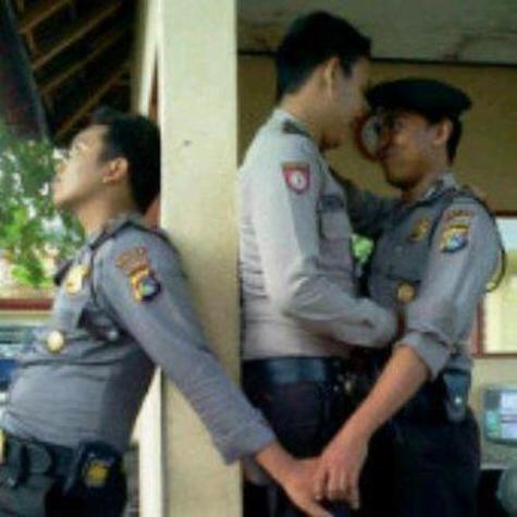 ~๑ 10 Aksi Polisi Narsis, Gokil dan Kocak :D ๑~