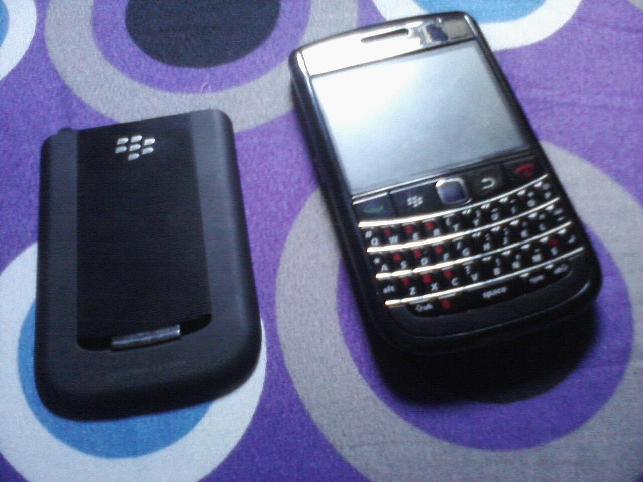 BLACKBERRY 9650 ESSEX MULUS JOGJA 1JT